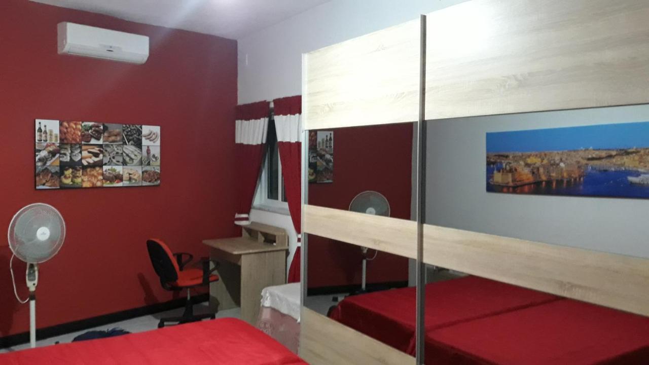 Very Bright Well Kept Apartment مارساسكالا المظهر الخارجي الصورة