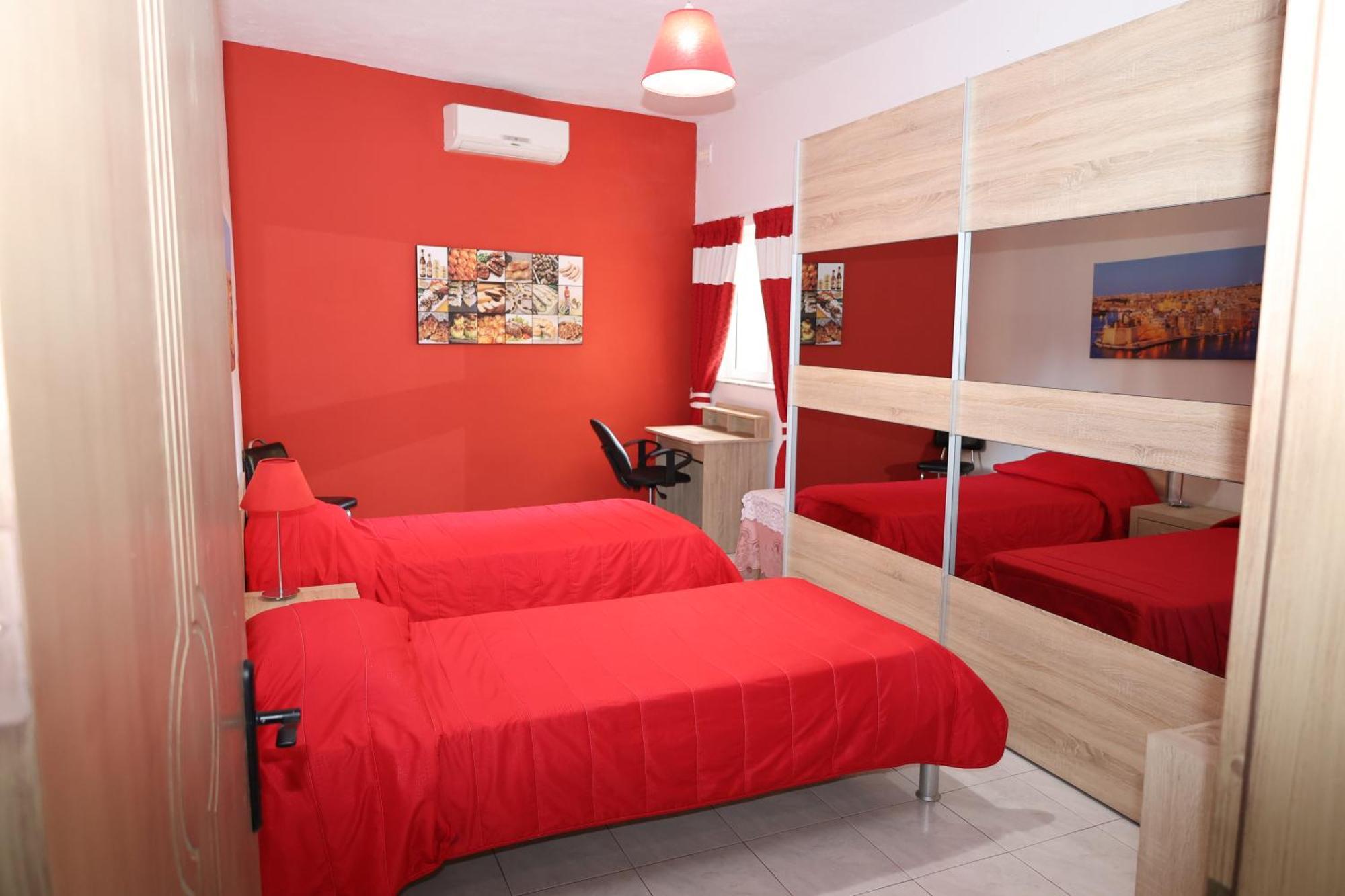 Very Bright Well Kept Apartment مارساسكالا المظهر الخارجي الصورة
